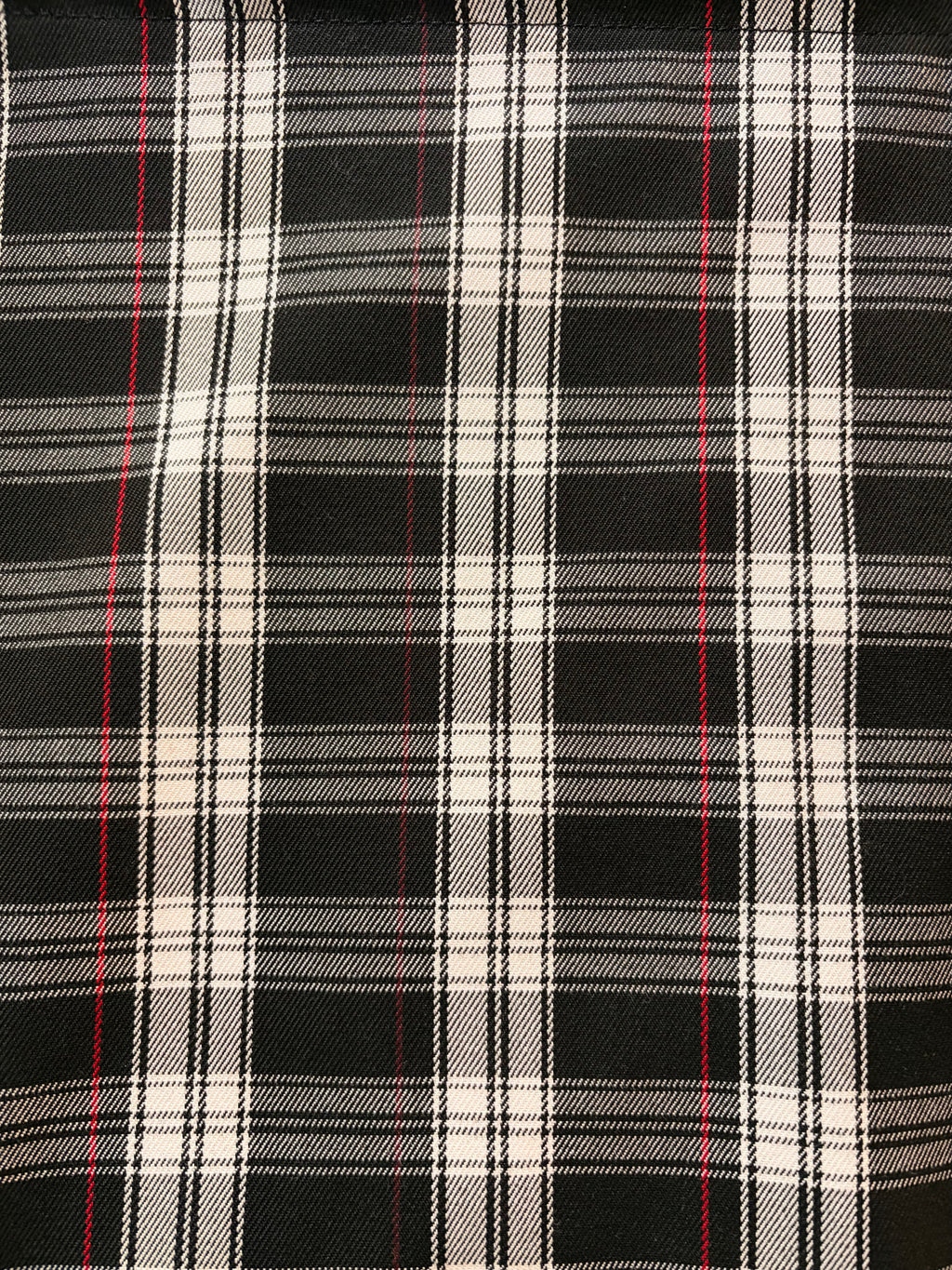 TARTAN STUDIO SHORTS
