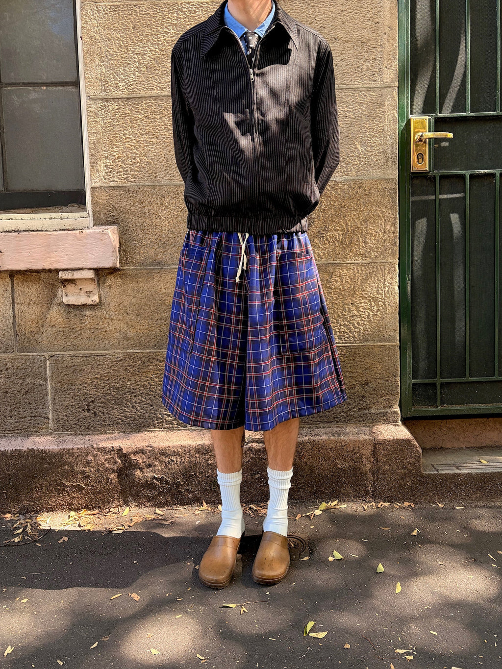 TARTAN STUDIO SHORTS