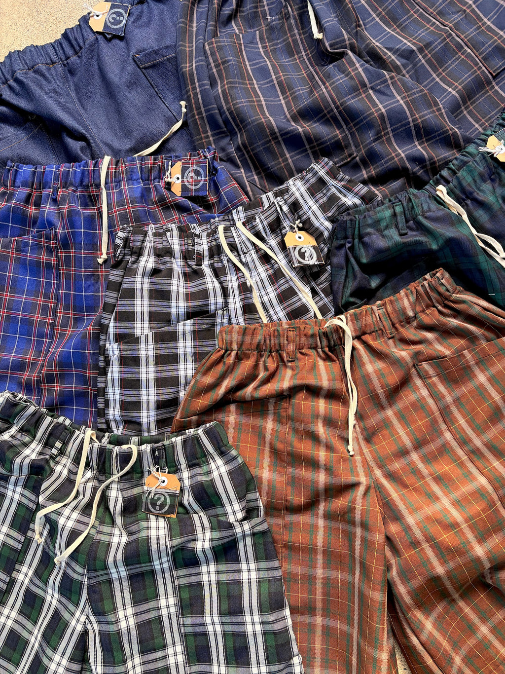 TARTAN STUDIO SHORTS